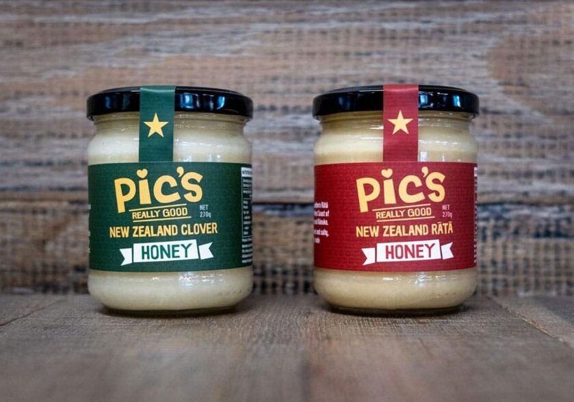 honey label graphic design
